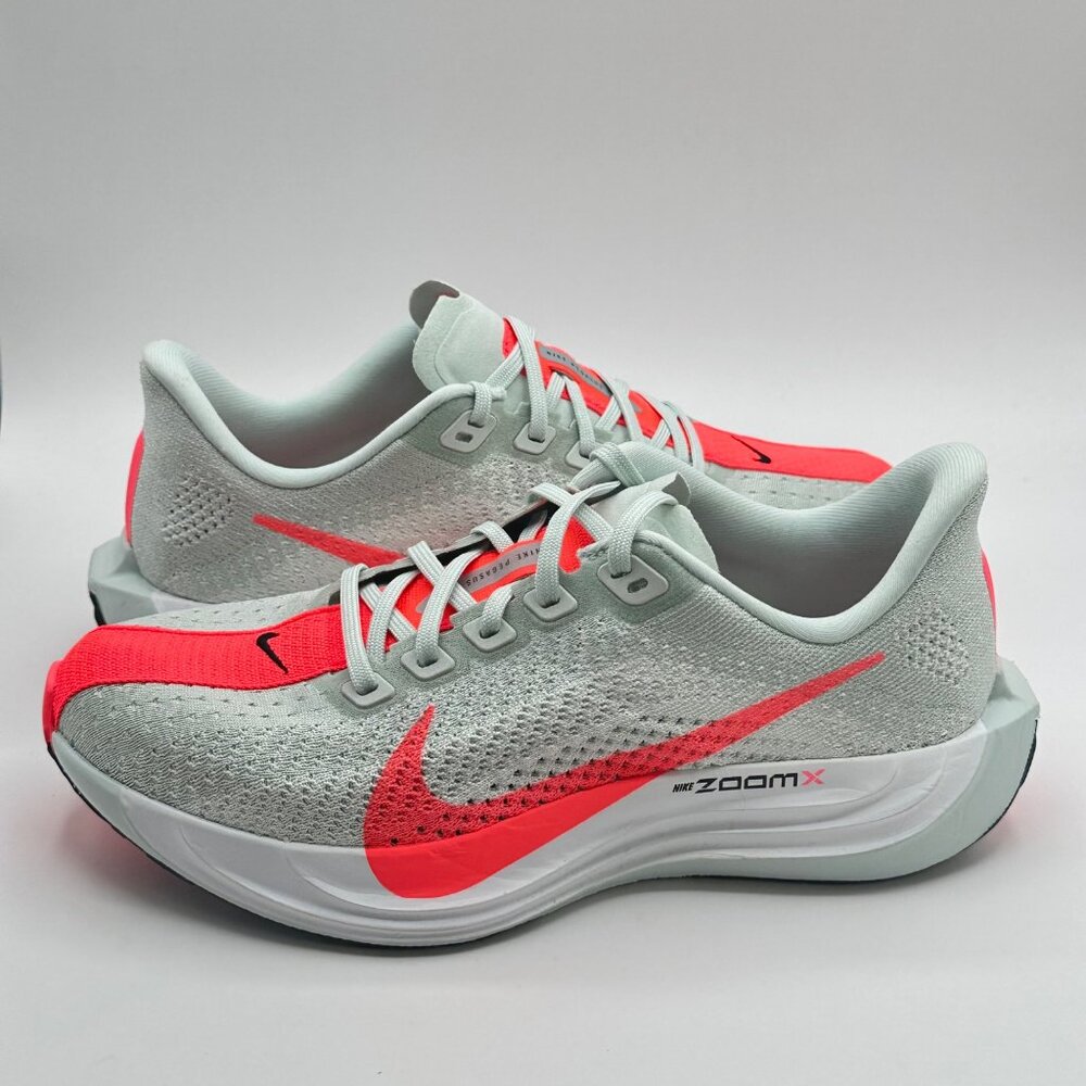 Women's Nike Pegasus Plus Low Running Shoes White FQ7261-001 NEW* Sz 7 - Picture 10 of 12